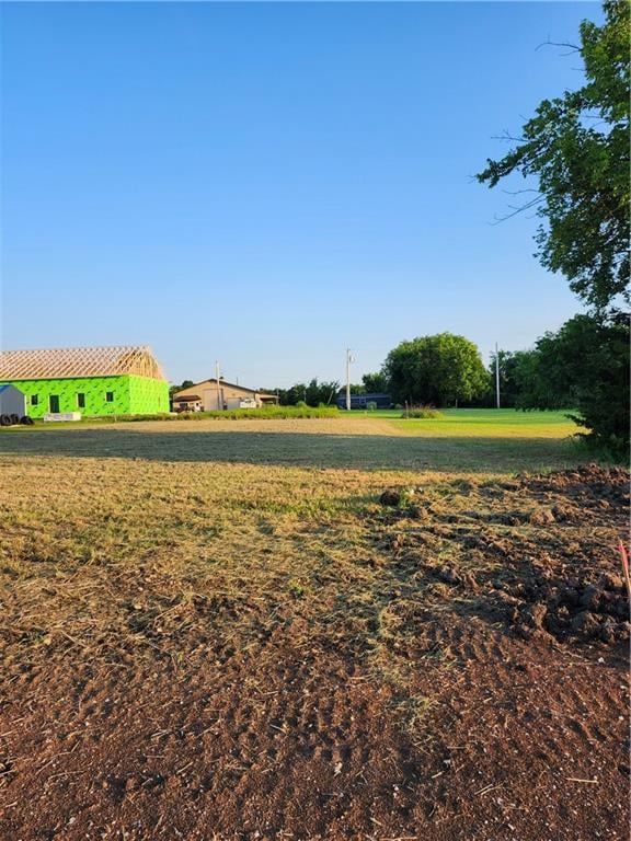 42 Linn Valley Dr, Linn Valley, KS 66040