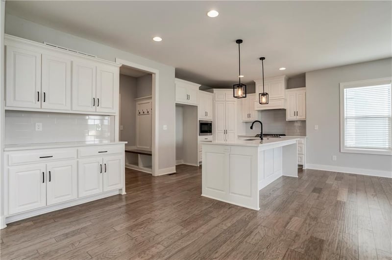 16951 Hunter St, Olathe, KS 66062