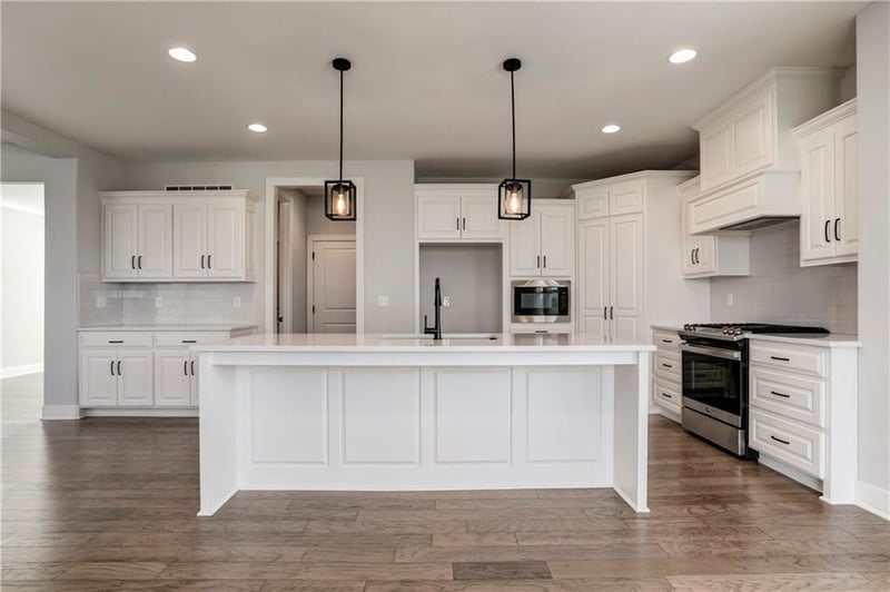16951 Hunter St, Olathe, KS 66062