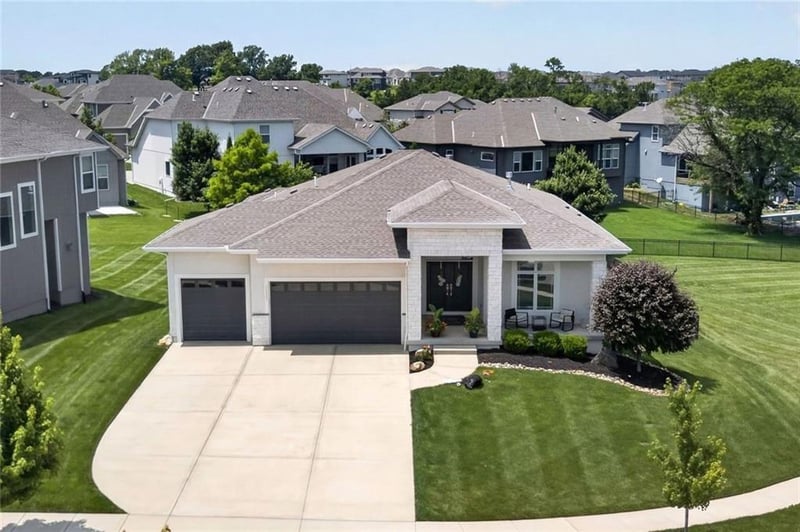 12000 184th St, Overland Park, KS 66013