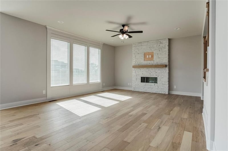 16941 Brentwood St, Olathe, KS 66062