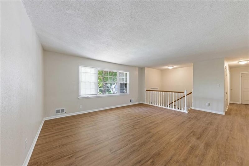 4210 53rd St, Kansas City, MO 64130