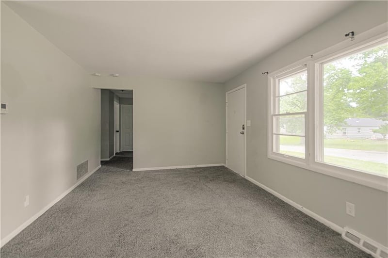 11210 Donnelly Ave, Kansas City, MO 64134