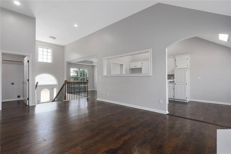 2108 91st Ter, Kansas City, MO 64155