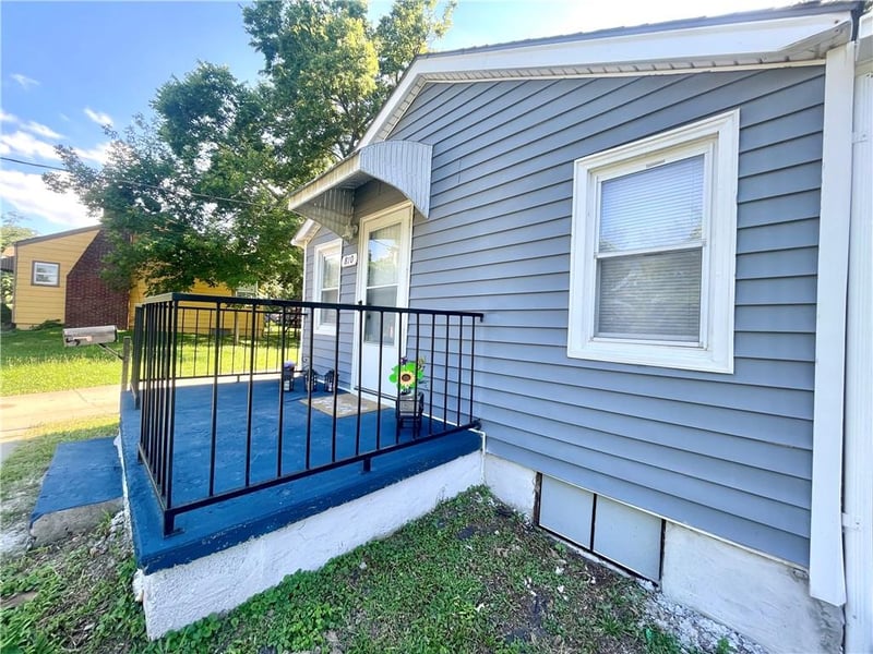 810 Grand Ave, Independence, MO 64050