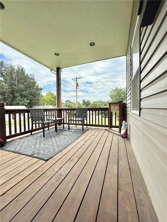 1831 Oneida St, Lexington, MO 64067
