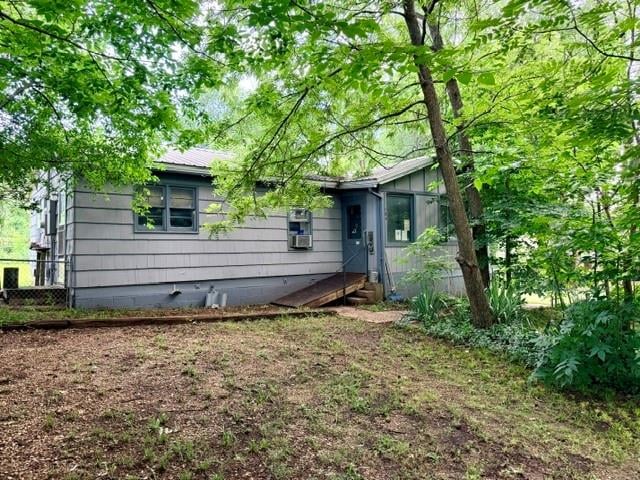 104 Grace St, Tonganoxie, KS 66086
