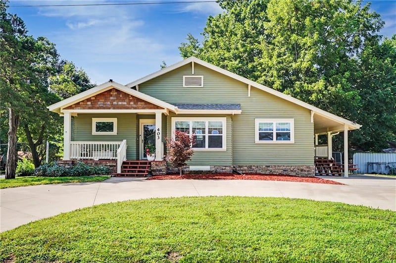 403 Baker St, Baldwin City, KS 66006