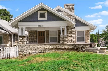2420 E 42nd St, Kansas City, MO 64130