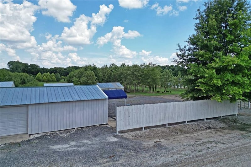 22701 Timberview Rd, Harrisonville, MO 64701