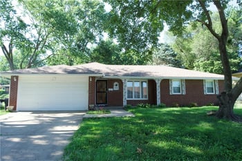 7924 Oakland Ave, Kansas City, KS 66112