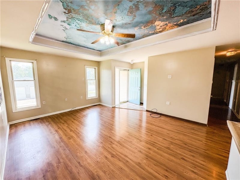 404 7th Ter, Concordia, MO 64020