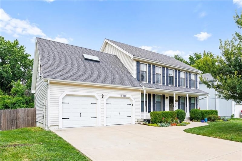 15808 148th Ter, Olathe, KS 66062