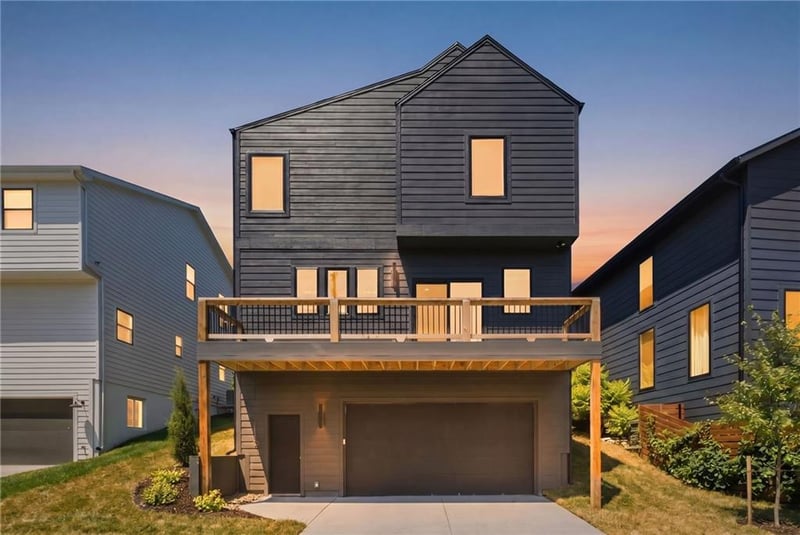 2517 Forest Ave, Kansas City, MO 64108