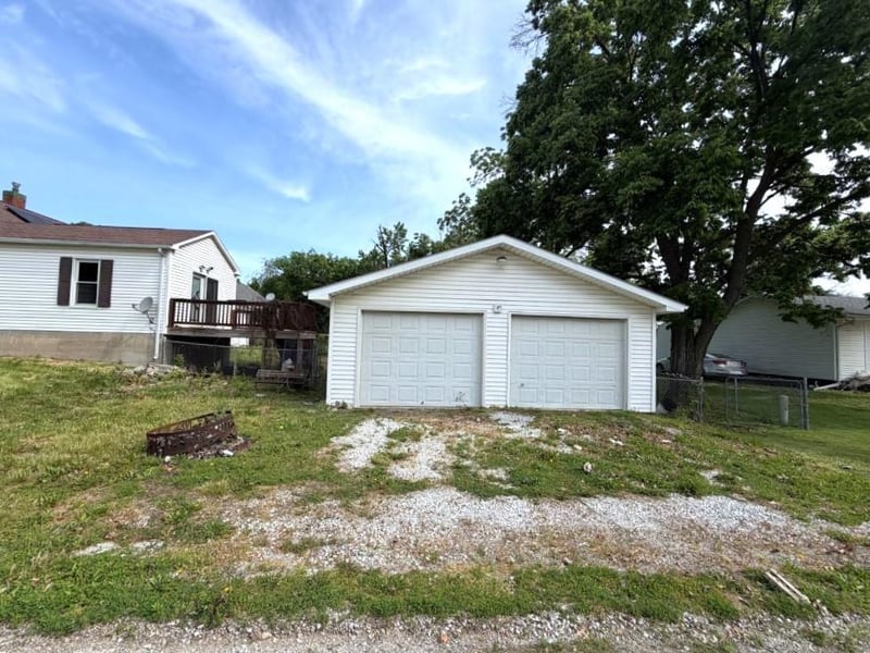 320 Adams St, Memphis, MO 63555