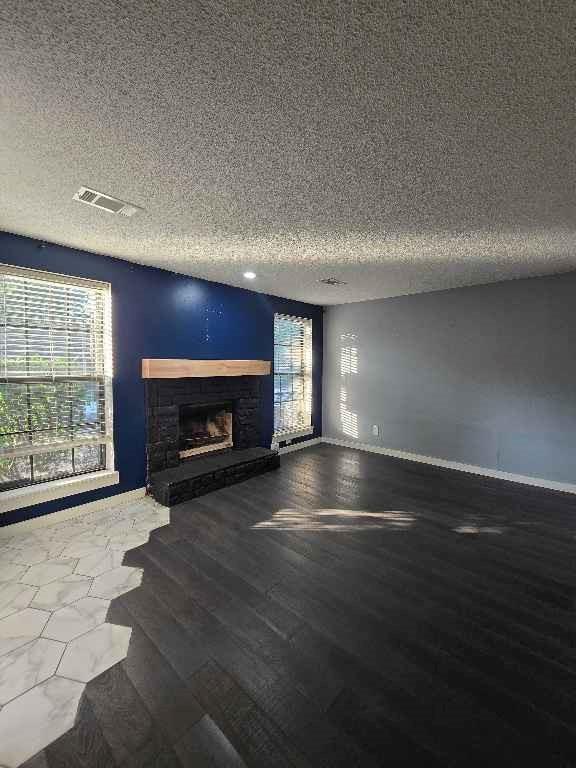 12706 110th Ter, Overland Park, KS 66210
