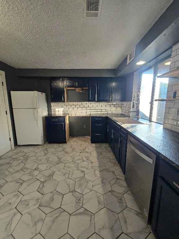 12706 110th Ter, Overland Park, KS 66210