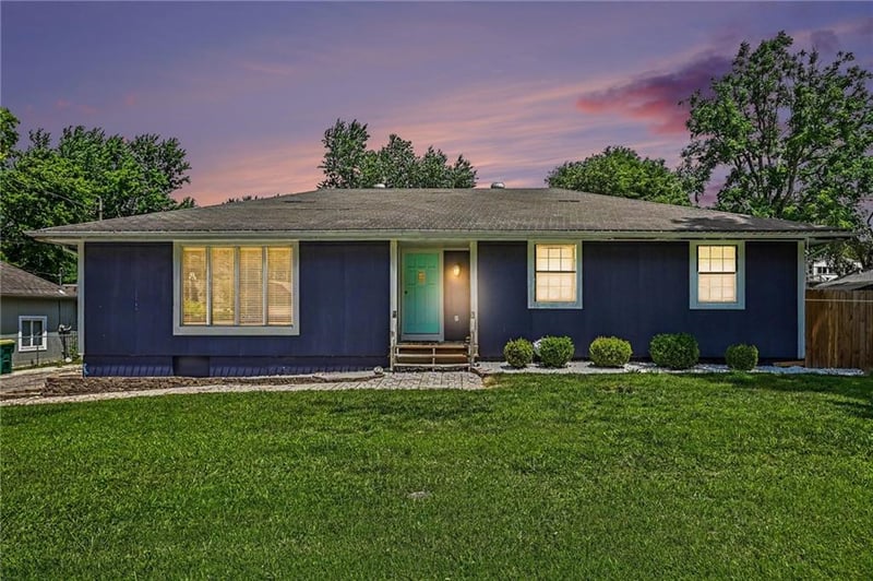 5528 Swartz Rd, Kansas City, KS 66106