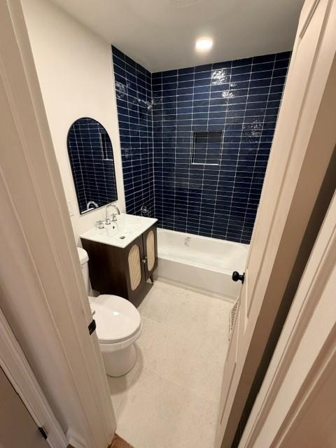 400 W 86th Ter, Kansas City, MO 64114