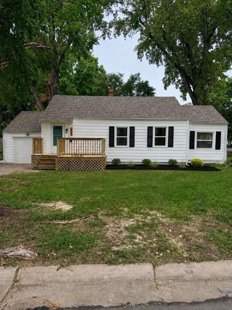 400 W 86th Ter, Kansas City, MO 64114