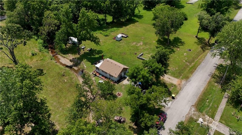 216 Marshall St, El Dorado Springs, MO 64744