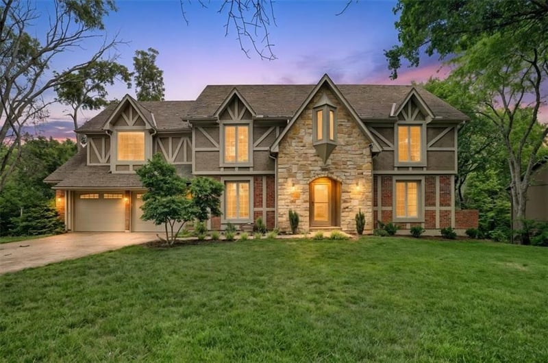 15819 Overbrook Ln, Overland Park, KS 66224