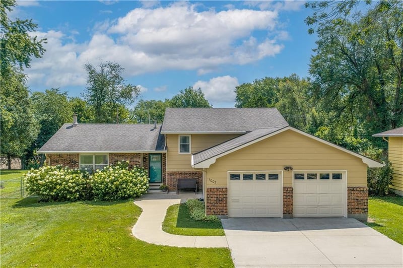 1007 Royal Blvd, Sedalia, MO 65301