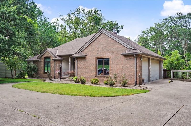 204 High St, Baldwin City, KS 66006
