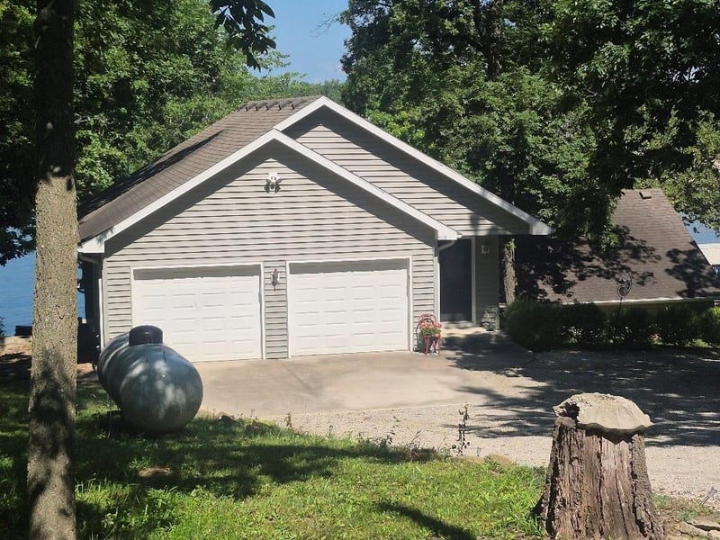 115 Tackle Cir, Gallatin, MO 64640