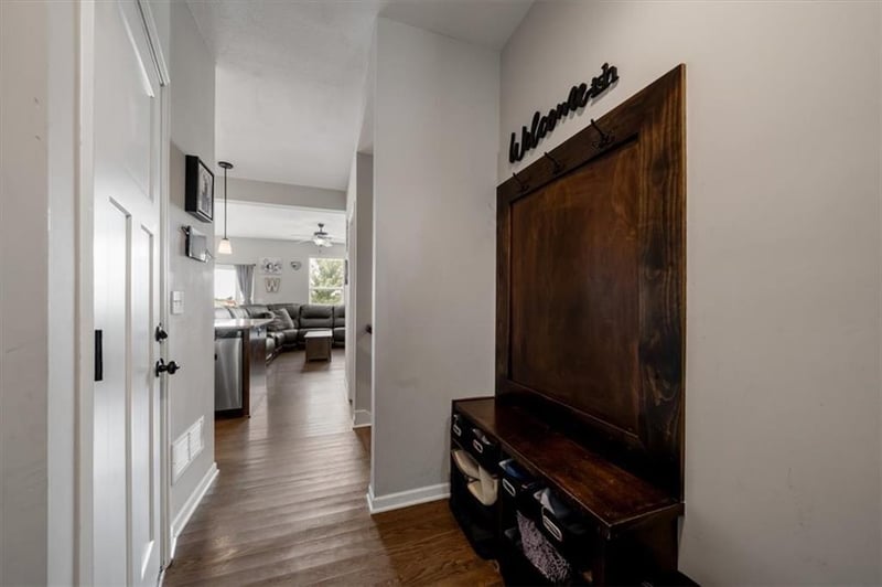 744 Shawnee Ct, Gardner, KS 66030