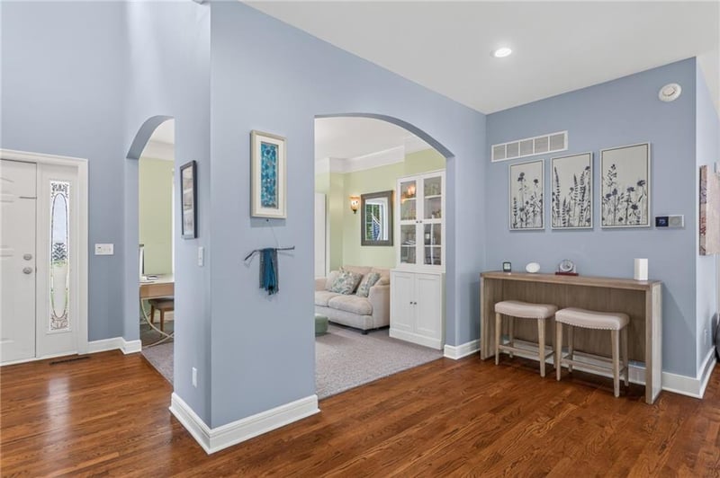 9015 Lane Ave, Kansas City, MO 64157