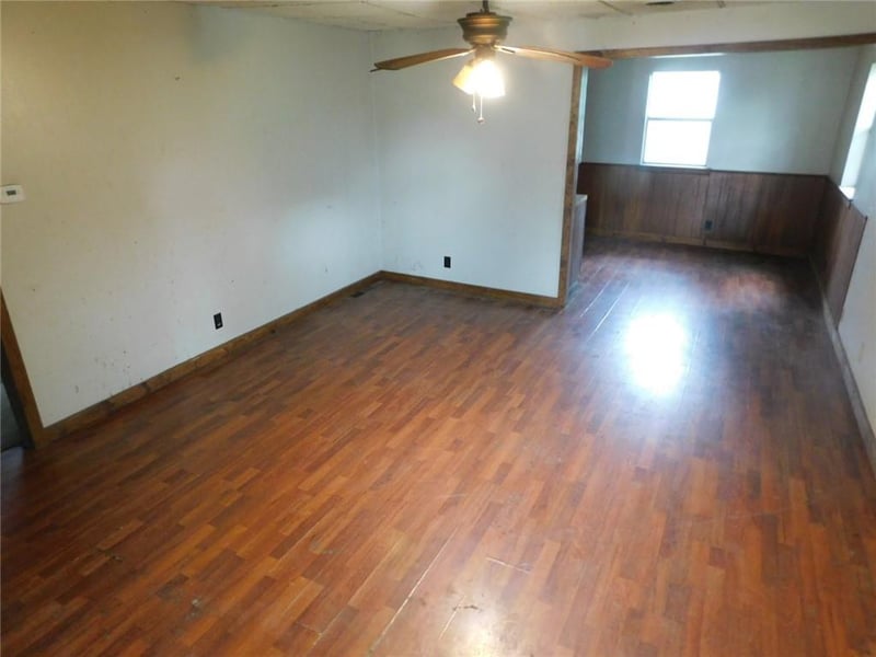 807 5th St, Pittsburg, KS 66762