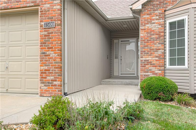 7500 113th St, Kansas City, MO 64157