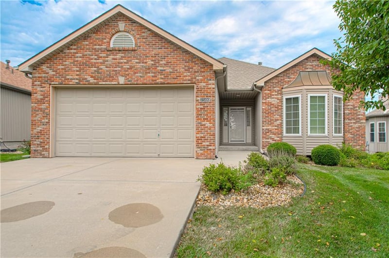 7500 113th St, Kansas City, MO 64157