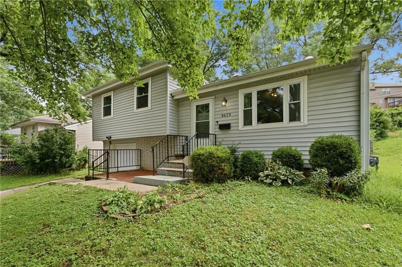 4619 Bristol Ave, Kansas City, MO 64117