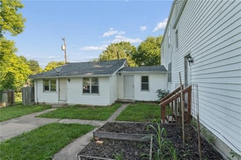 8110 Walnut St, Kansas City, MO 64114