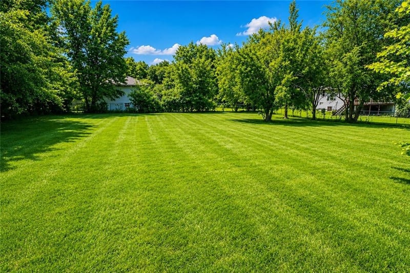 405 Russell St, Lathrop, MO 64465