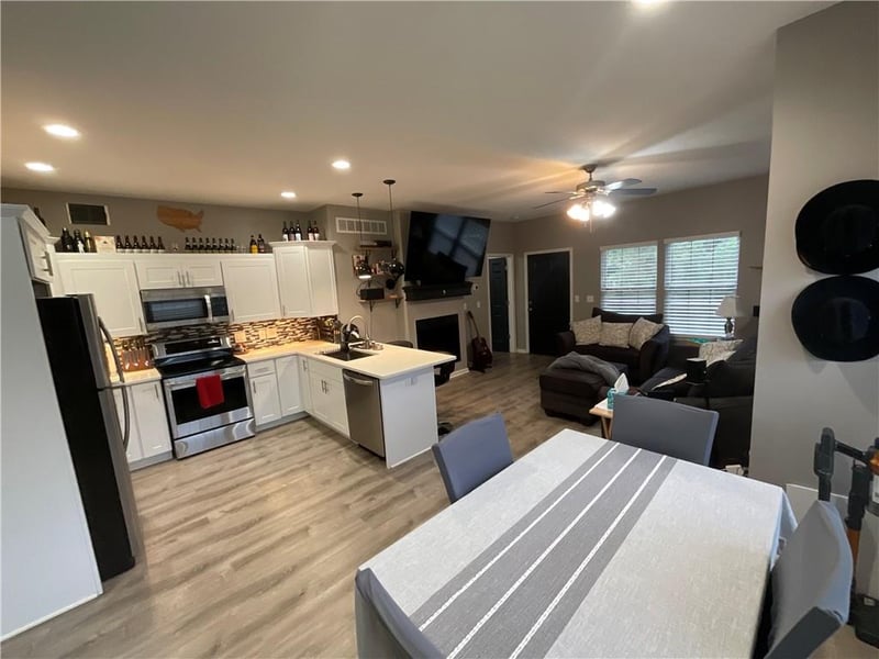 16109 50th Ter, Kansas City, MO 64136