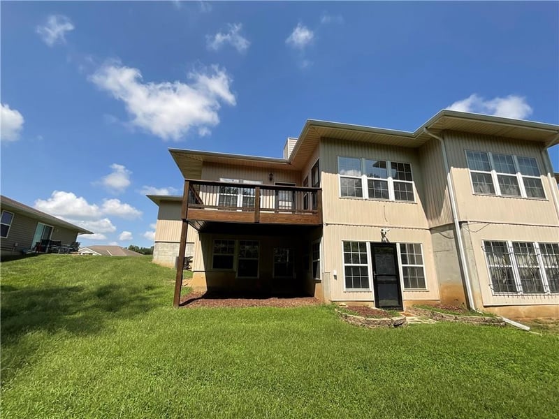 16109 E 50th Ter, Kansas City, MO 64136