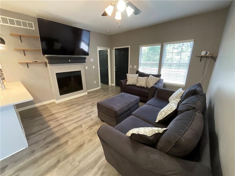 16109 E 50th Ter, Kansas City, MO 64136
