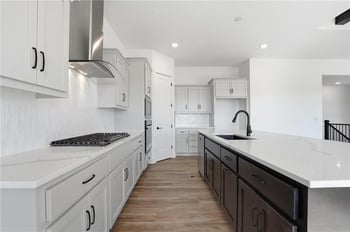 1803 NW 104th Ter, Kansas City, MO 64155