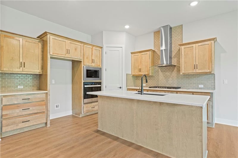 1490 162nd Ter, Basehor, KS 66007