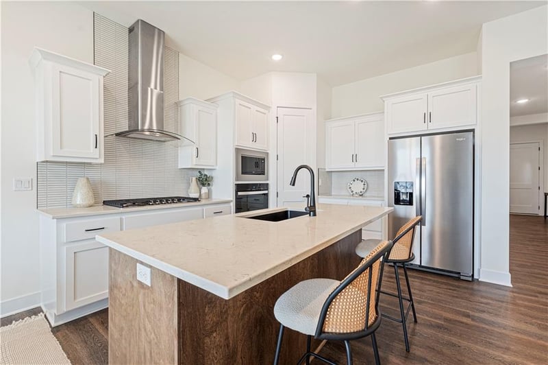1470 162nd Ter, Basehor, KS 66007