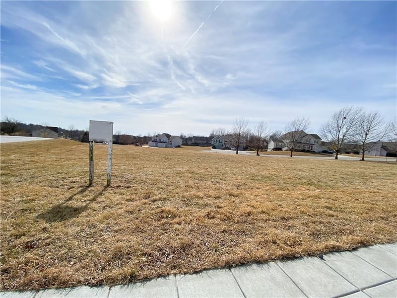 Lot 6 Municipal Cir, Raymore, MO 64083