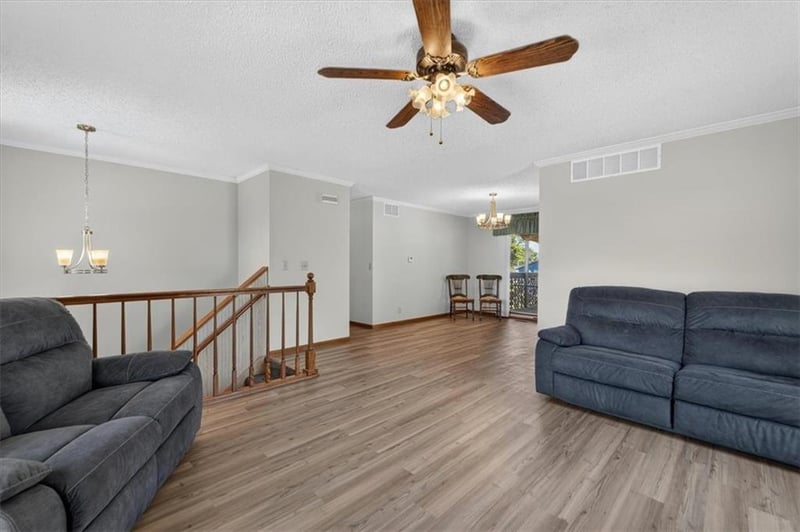 103 Paul Dr, Sibley, MO 64088