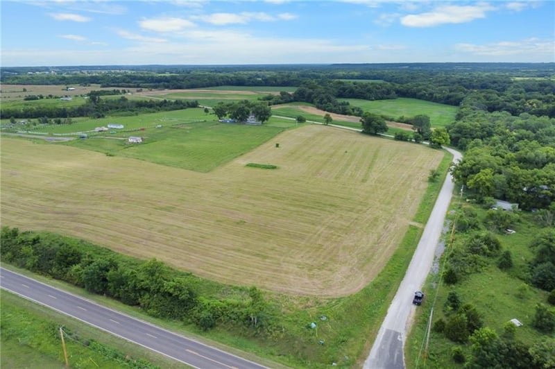 917 Virginia Dr, Lane, KS 66042