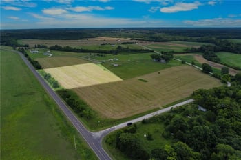 4742 Davis Ln, Lane, KS 66042