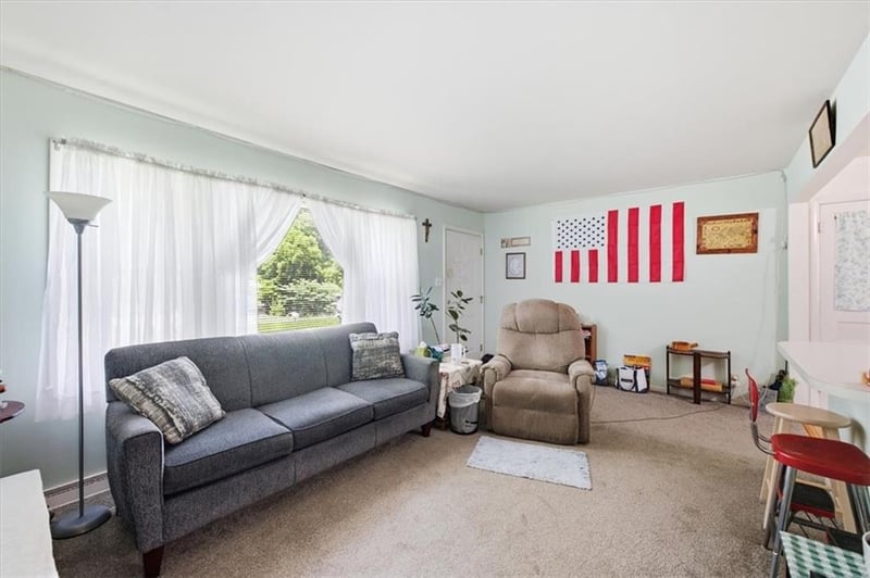 3133 Iowa St, Leavenworth, KS 66048