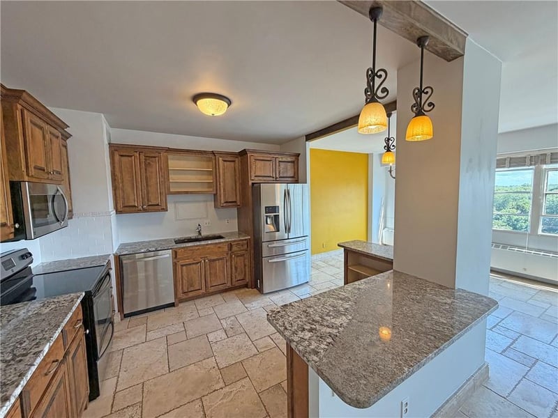 333 Meyer Blvd #1215, Kansas City, MO 64113