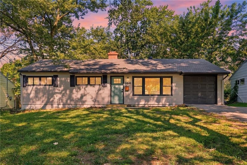 11406 Oakland Ave, Kansas City, MO 64134